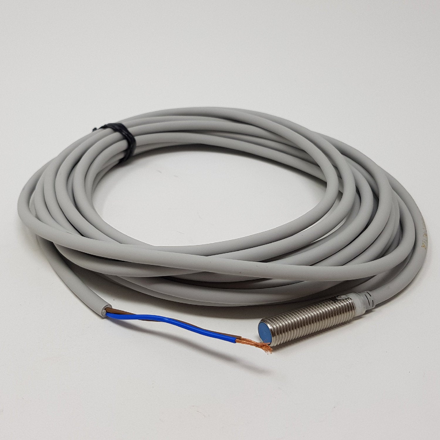 ルア DC2-Wire Alumn-Chip Resistant Cyl Prox Switches- FL7M-3K6H-L3